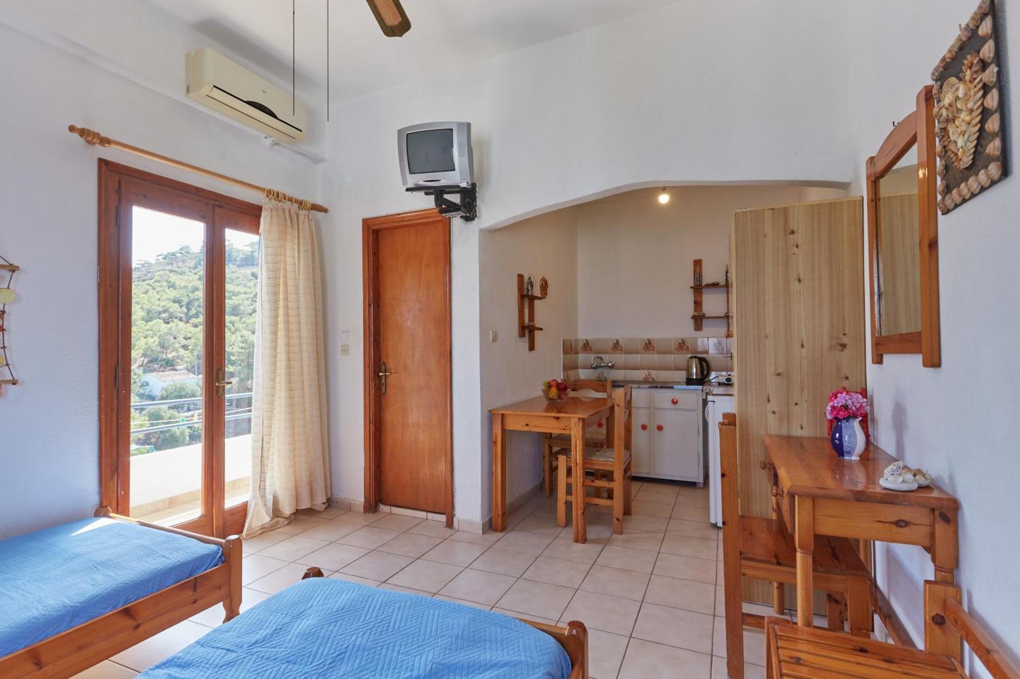 Armena Inn アルメニスティス エクステリア 写真